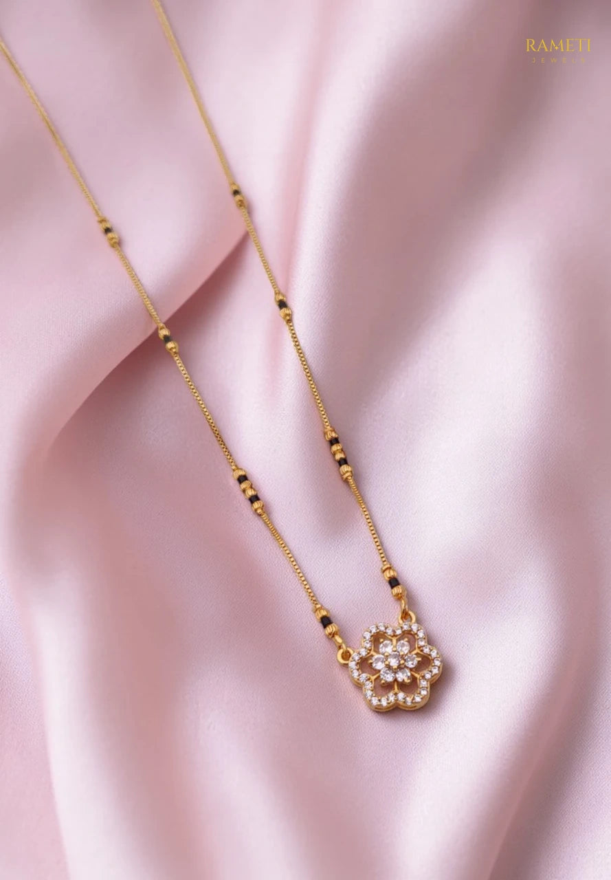 Side profile and craftsmanship of Diya Sleek and Sophisticated Office Wear Mangalsutra - Rameti Jewels