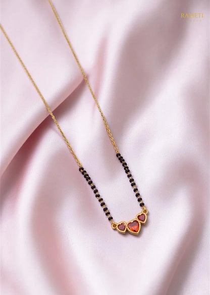 Side profile and craftsmanship of Aadhya Eternal Bond 18K Gold Mangalsutra - Rameti Jewels