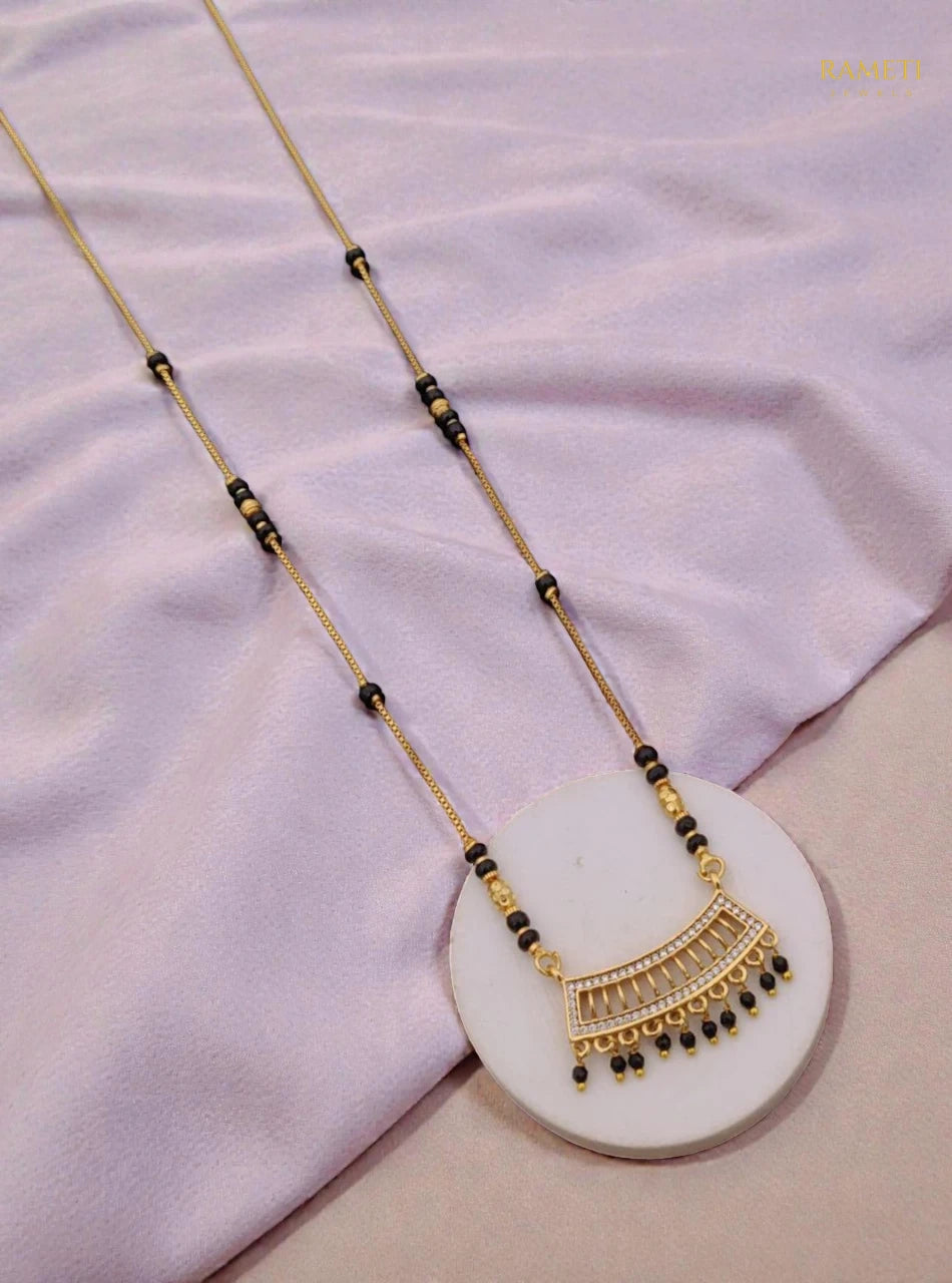 Side profile and craftsmanship of Kiara Divine Protection Classic Mangalsutra - Rameti Jewels