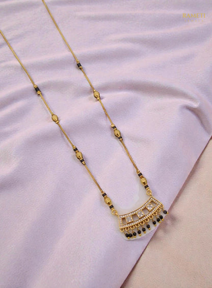 Side profile and craftsmanship of Laksha Sleek and Sophisticated Office Wear Mangalsutra - Rameti Jewels