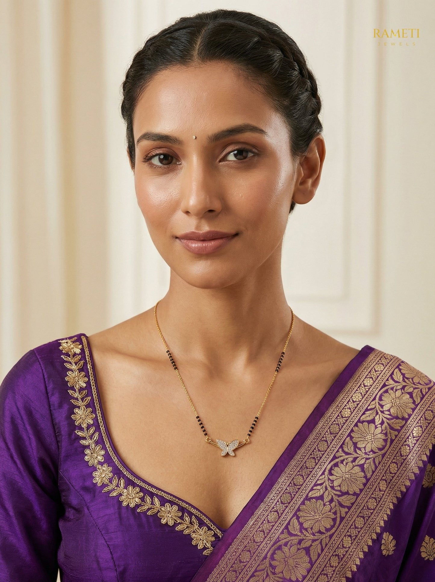 Namita Eternal Bond 18K Gold Mangalsutra worn by model - Rameti Jewels