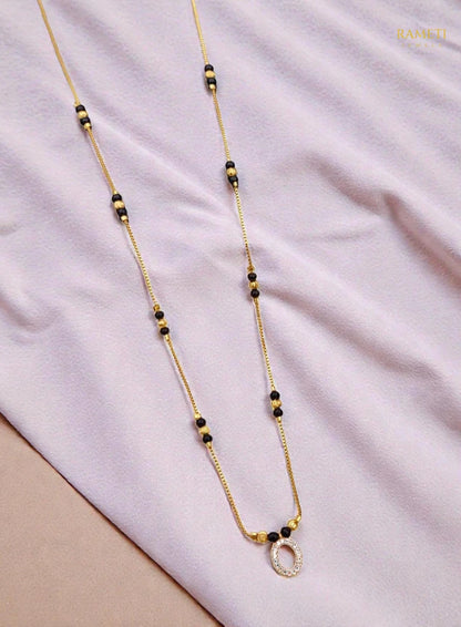 Side profile and craftsmanship of Nayana Celebrity Inspired Modern Mangalsutra - Rameti Jewels
