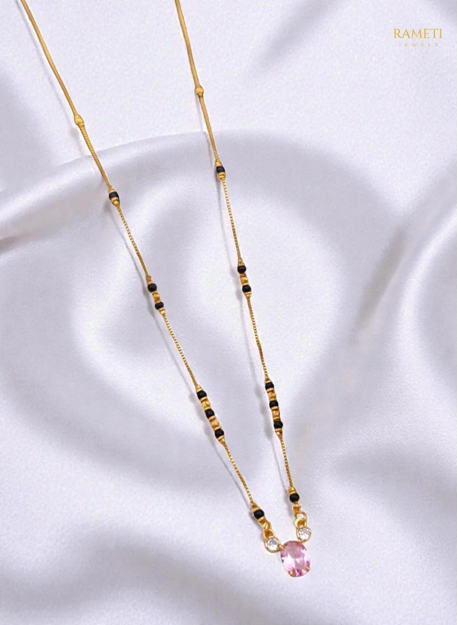 Side profile and craftsmanship of Pallavi Sleek and Sophisticated Office Wear Mangalsutra - Rameti Jewels