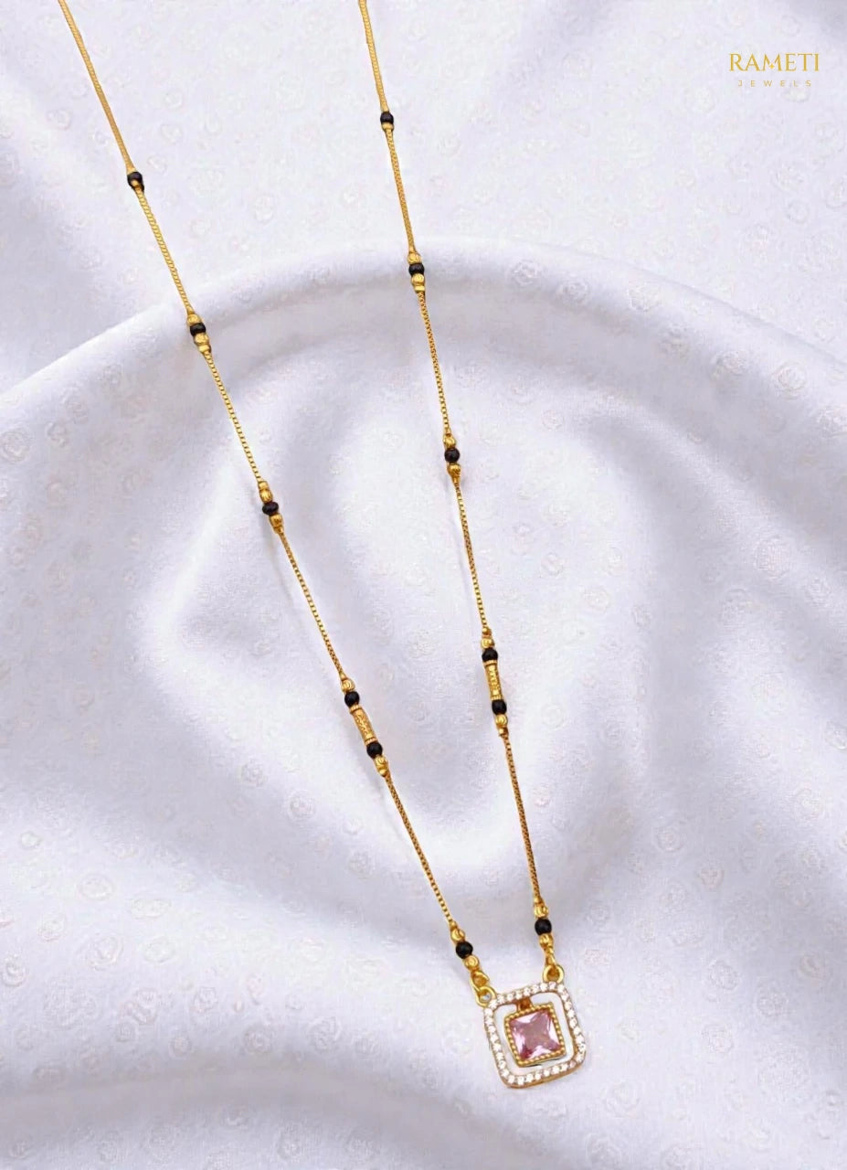 Side profile and craftsmanship of Payal Sleek and Sophisticated Office Wear Mangalsutra - Rameti Jewels