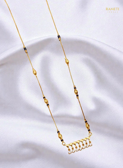 Side profile and craftsmanship of Shanaya Divine Protection Classic Mangalsutra - Rameti Jewels