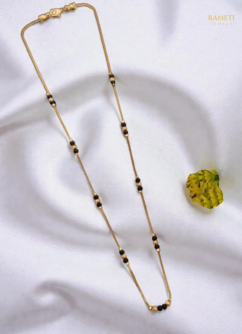 Side profile and craftsmanship of Tanya Glistening CZ Studded Party Wear Mangalsutra - Rameti Jewels