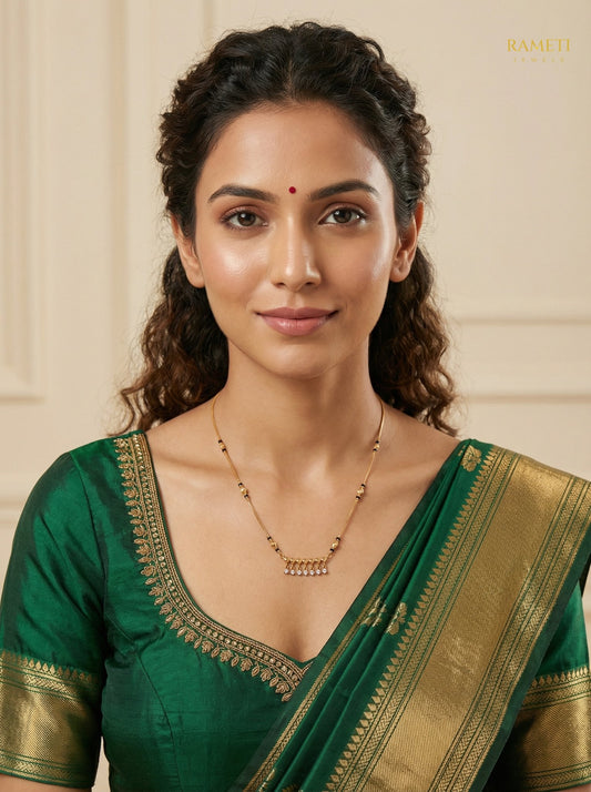 Tia Eternal Bond 18K Gold Mangalsutra worn by model - Rameti Jewels