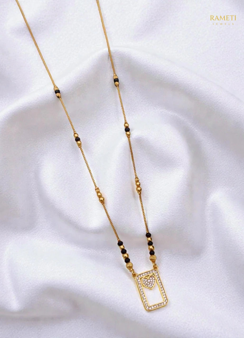 Side profile and craftsmanship of Urvi Royal Heart Cut Designer Mangalsutra - Rameti Jewels
