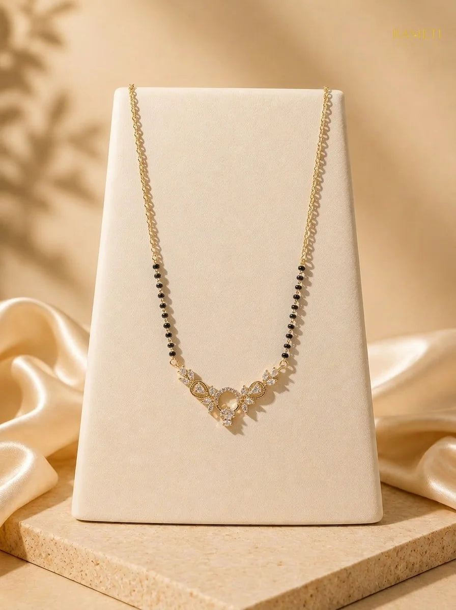 Detailed view of Prajakta Mangalsutra - Rameti Jewels