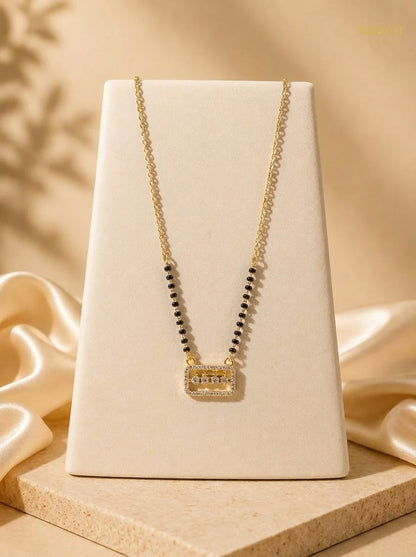 Detailed view of Nayanthara Mangalsutra - Rameti Jewels