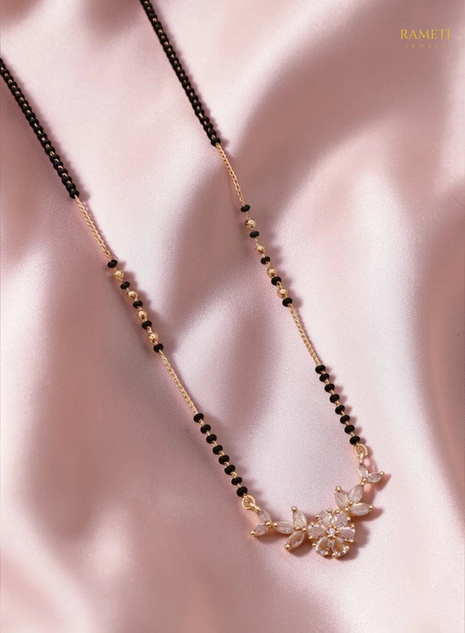 Side profile and craftsmanship of Disha Minimalist Elegance Daily Wear Mangalsutra - Rameti Jewels