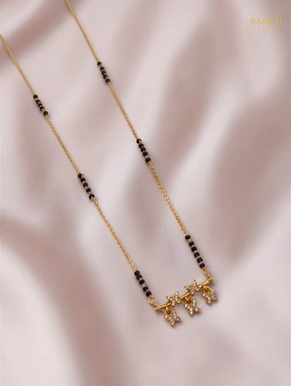 Side profile and craftsmanship of Falak Minimalist Elegance Daily Wear Mangalsutra - Rameti Jewels