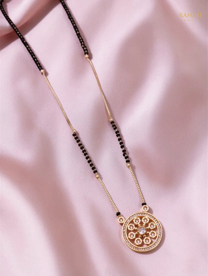 Side profile and craftsmanship of Grishma Traditional Heritage Collection Mangalsutra - Rameti Jewels
