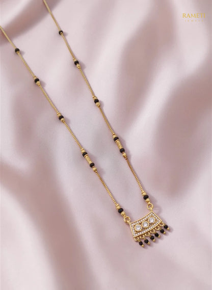 Side profile and craftsmanship of Ipsa Celebrity Inspired Modern Mangalsutra - Rameti Jewels