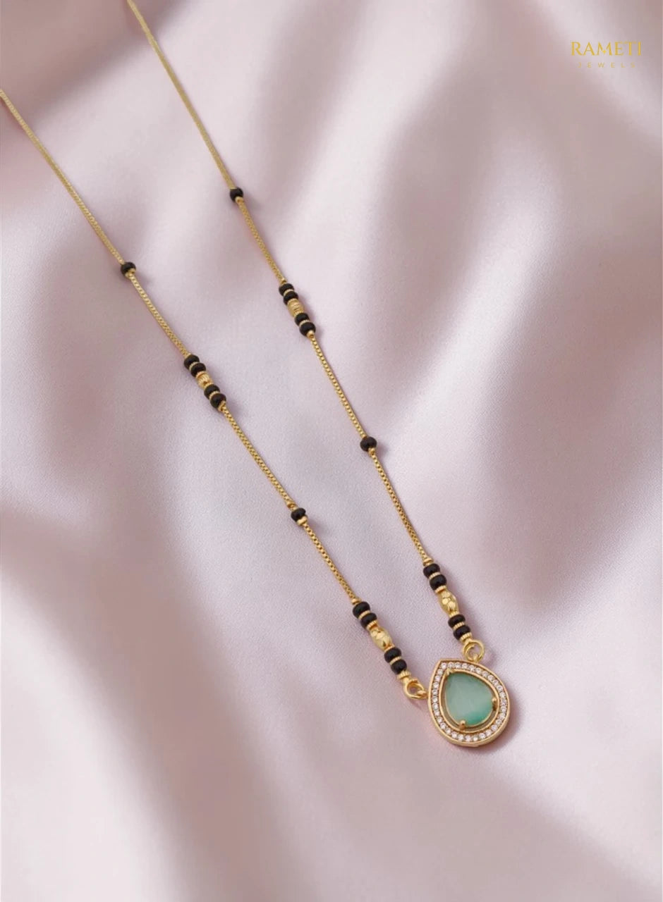 Side profile and craftsmanship of Jagriti Divine Protection Classic Mangalsutra - Rameti Jewels